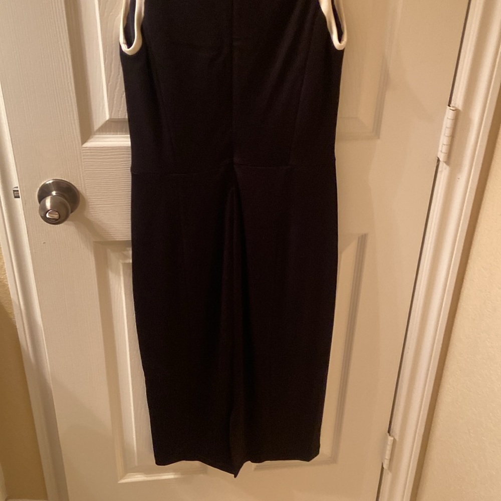 Mango - Picture 4 of 4